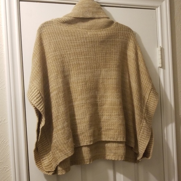 Pullover sweater - Picture 3 of 6